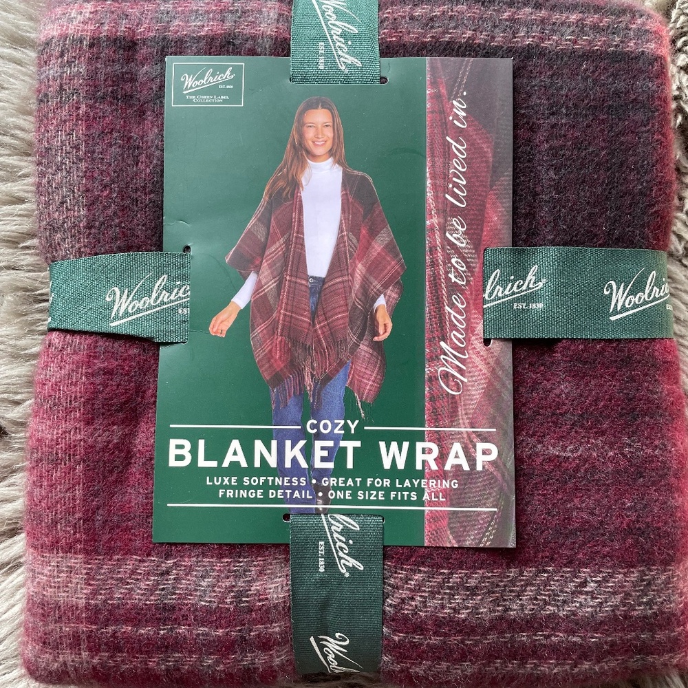 Woolrich Blanket Wrap NWT